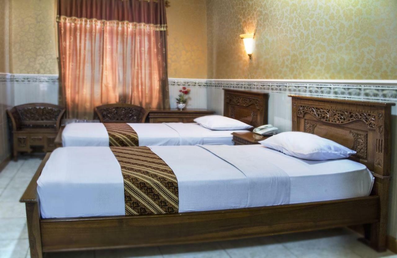 Hotel Wiwi Perkasa 2 Indramayu Exterior photo